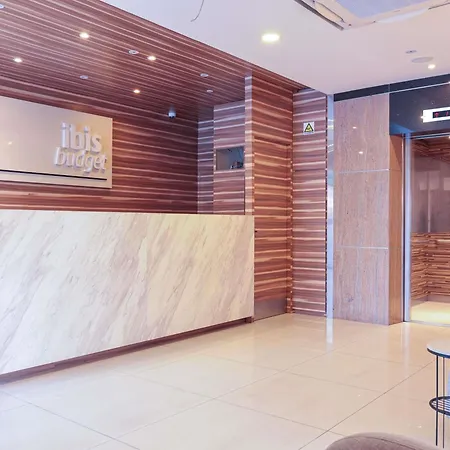 Ibis Budget Singapore Clove-3